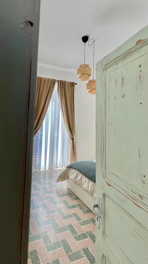 Bed and Breakfast Dimora Al Campanile Sannicandro di Bari Екстер'єр фото